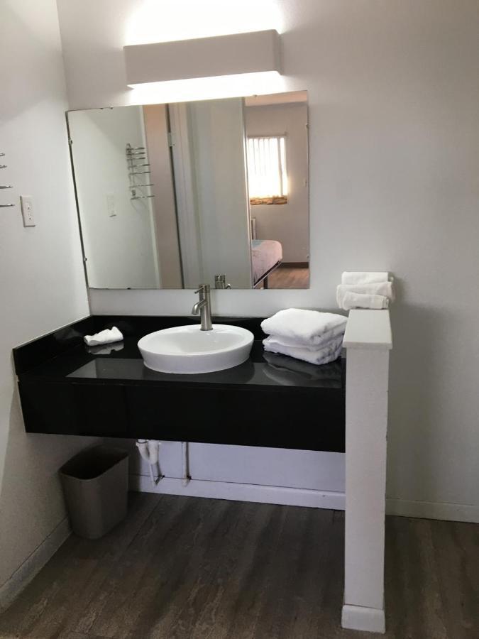 Sands Motel Van Horn Bagian luar foto